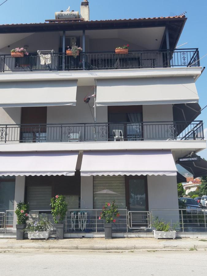 Soula'S Sunshine Big Apartment Nea Karvali Dış mekan fotoğraf