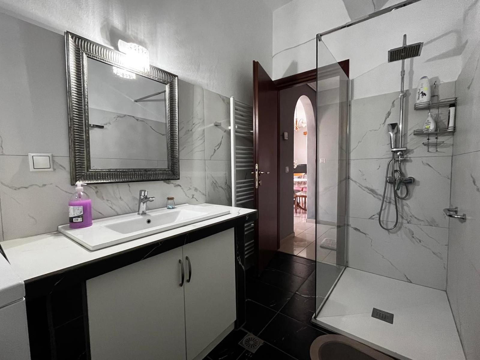Soula'S Sunshine Big Apartment Nea Karvali Dış mekan fotoğraf